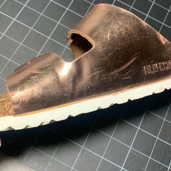 Women’s Birkenstock Arizona Leather Soft Footbed- Metallic Copper, size 39/250 - Picture 11 of 16
